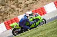 cadwell-no-limits-trackday;cadwell-park;cadwell-park-photographs;cadwell-trackday-photographs;enduro-digital-images;event-digital-images;eventdigitalimages;navarra;no-limits-trackdays;peter-wileman-photography;racing-digital-images;trackday-digital-images;trackday-photos